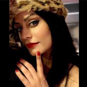 Meet your Posher, Anu